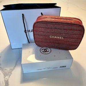 Chanel Holiday Set 2022 Red Makeup Pouch